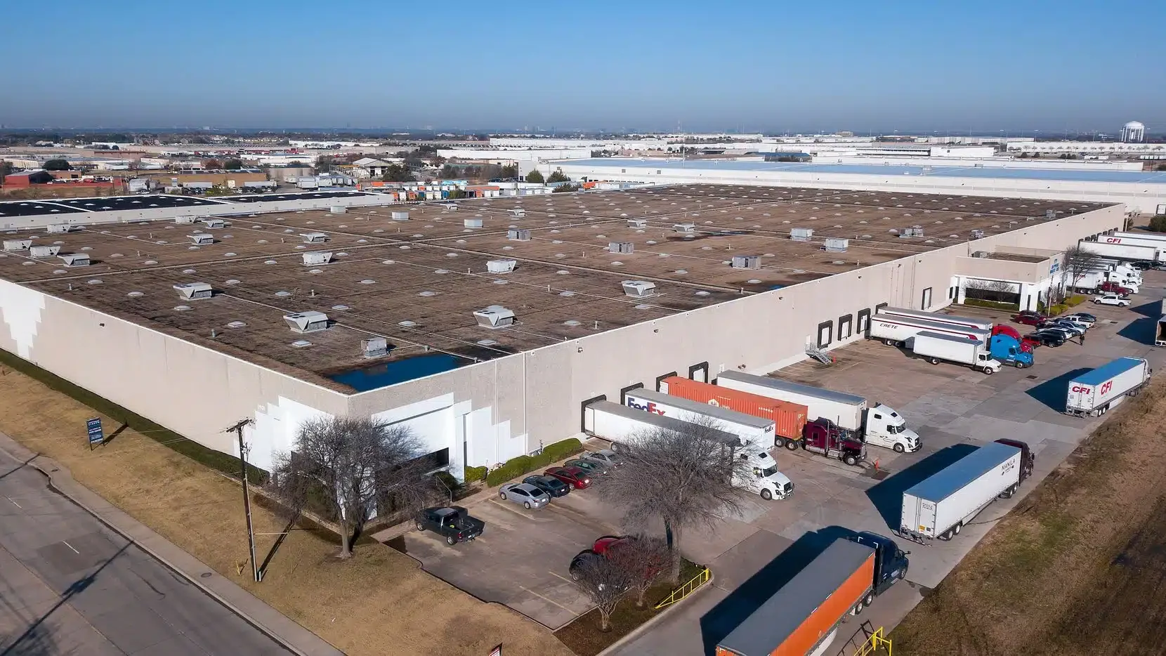 Navigating the Dynamics of Distribution Centers: A Comprehensive Overview