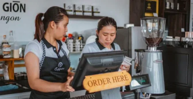 7 POS System Benefits for Cafe Management