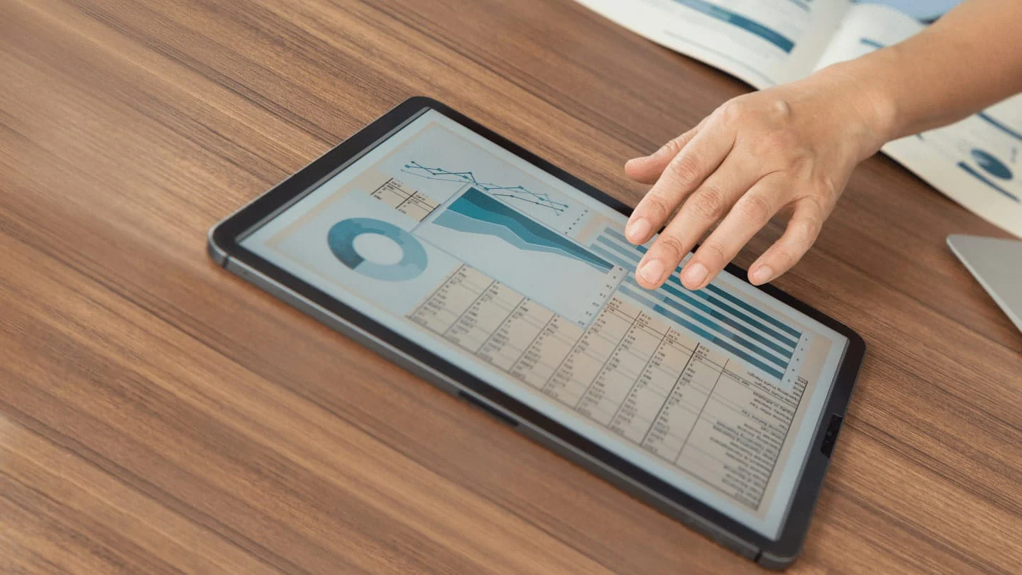 17 Best Business Expense Tracking Software for You in 2026