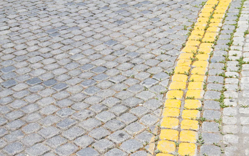 Contoh paving block.