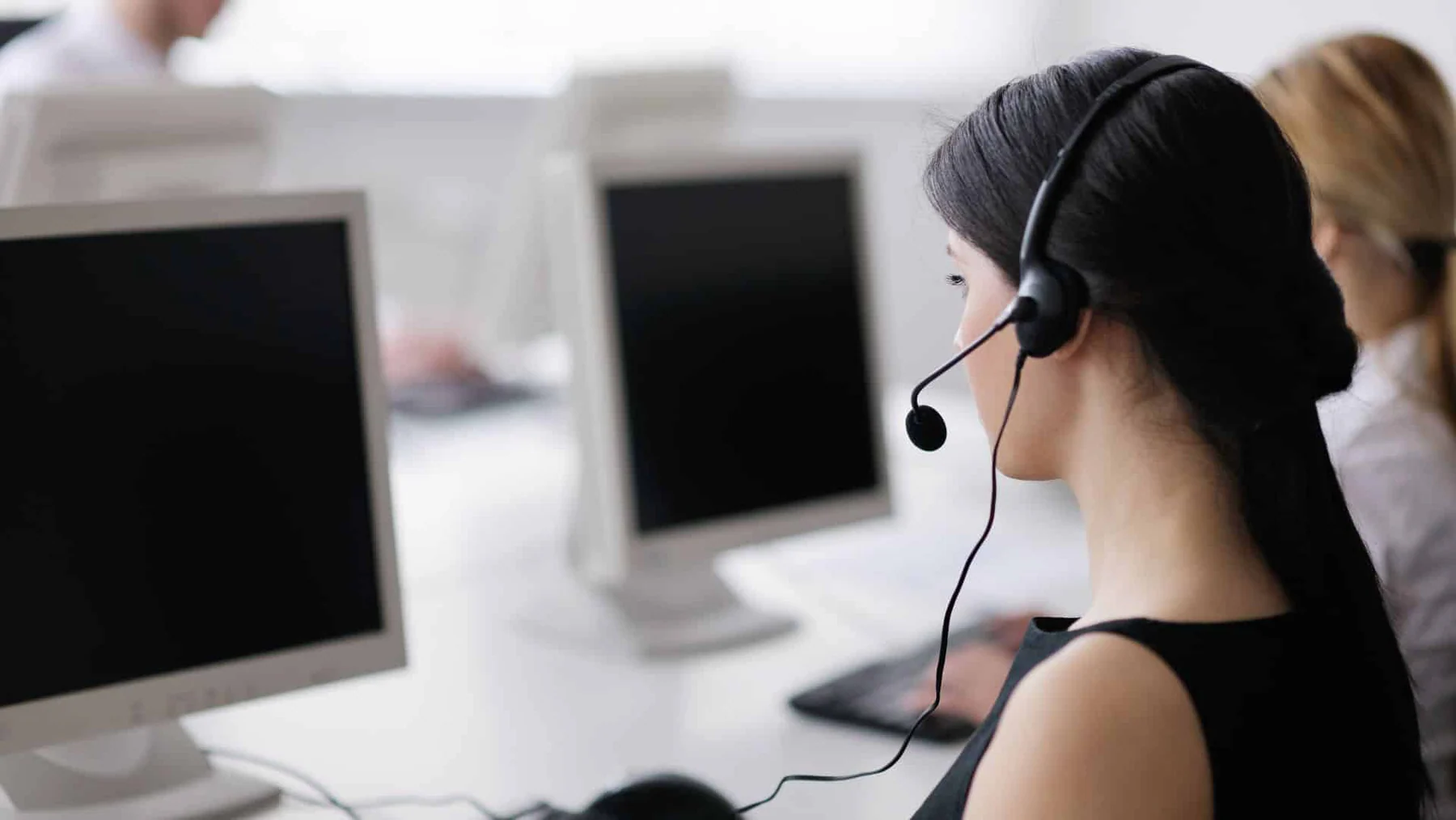 here are tips to make a customer-oriented approach and how it can be converted into sales. 